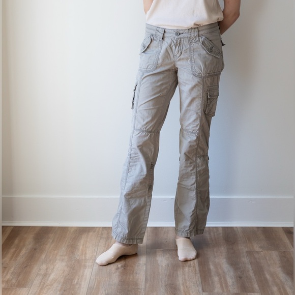 Vintage Aeropostale Light Gray Cargo Pants - Picture 1 of 15